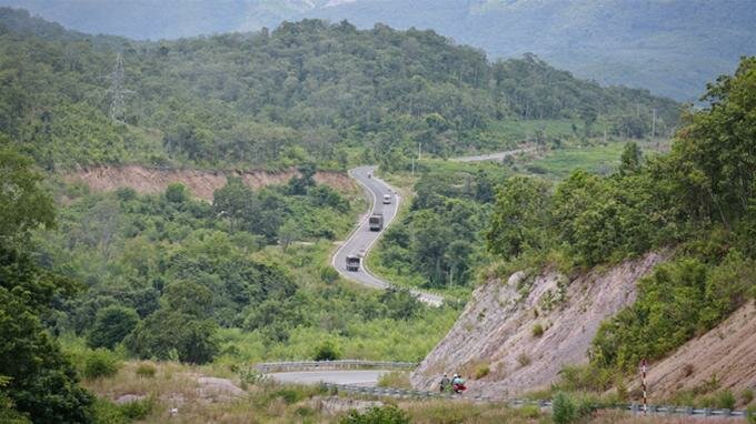 Sổ tay du lịch so tay du lich Sotaydulich Sotay Dulich Khampha Kham Pha Bui Đi giữa chảo lửa Tây nguyên