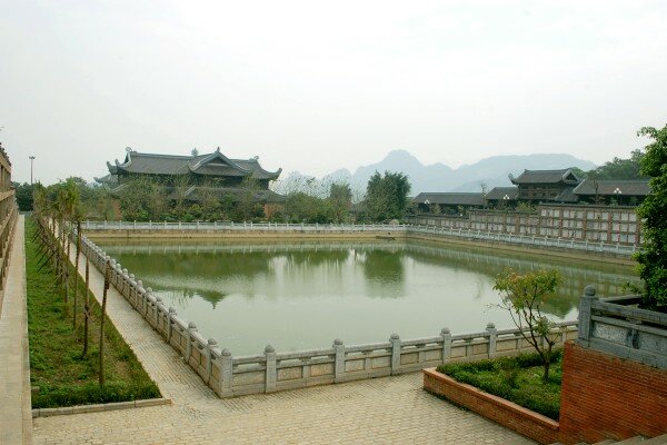 Sổ tay du lịch so tay du lich Sotaydulich Sotay Dulich Khampha Kham Pha Bui Bái Đính Ngôi chùa của những kỷ lục
