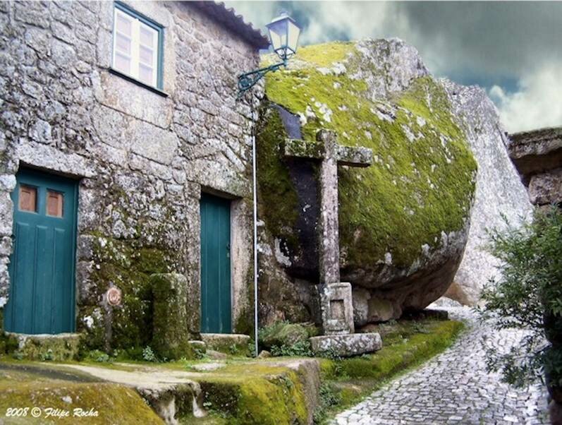 Sổ tay du lịch so tay du lich Sotaydulich Sotay Dulich Khampha Kham Pha Bui Thăm ngôi làng đá Monsanto ở Bồ Đào Nha