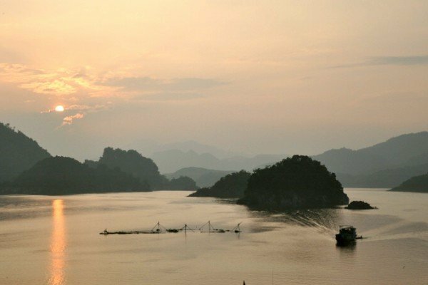 Sổ tay du lịch so tay du lich Sotaydulich Sotay Dulich Khampha Kham Pha Bui Men nồng đêm trăng Thung Nai