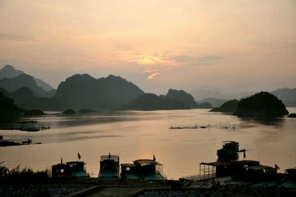 Sổ tay du lịch so tay du lich Sotaydulich Sotay Dulich Khampha Kham Pha Bui Men nồng đêm trăng Thung Nai