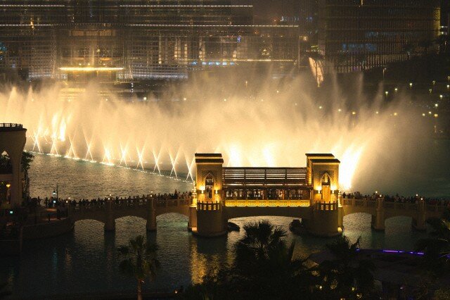 Sổ tay du lịch so tay du lich Sotaydulich Sotay Dulich Khampha Kham Pha Bui Dubai Fountain - màn trình diễn nhạc nước hoành tráng nhất thế giới