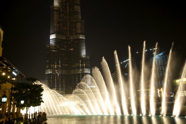 Sổ tay du lịch so tay du lich Sotaydulich Sotay Dulich Khampha Kham Pha Bui Dubai Fountain - màn trình diễn nhạc nước hoành tráng nhất thế giới
