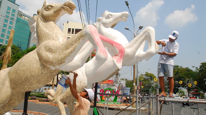 Sổ tay du lịch so tay du lich Sotaydulich Sotay Dulich Khampha Kham Pha Bui Đường hoa Nguyễn Huệ 2014 đã sẵn sàng