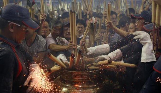 Sổ tay du lịch so tay du lich Sotaydulich Sotay Dulich Khampha Kham Pha Bui Châu Á huyền ảo đêm giao thừa Giáp Ngọ 2014