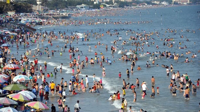 Sổ tay du lịch so tay du lich Sotaydulich Sotay Dulich Khampha Kham Pha Bui Bãi biển Vũng Tàu đông khách