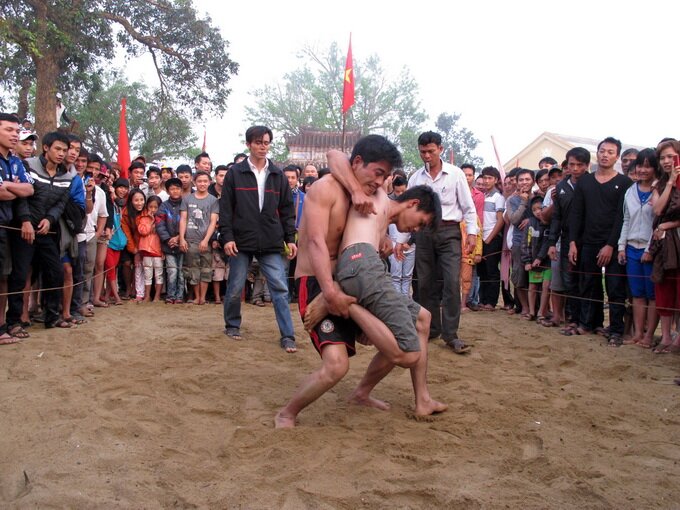 Sổ tay du lịch so tay du lich Sotaydulich Sotay Dulich Khampha Kham Pha Bui Vật làng Sình tưng bừng khai hội