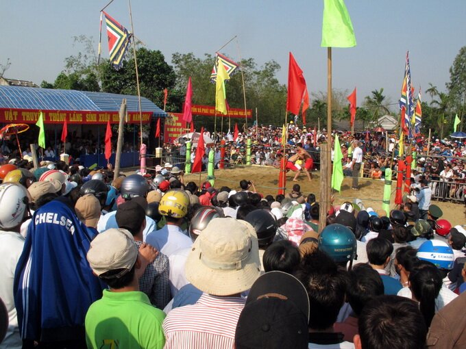 Sổ tay du lịch so tay du lich Sotaydulich Sotay Dulich Khampha Kham Pha Bui Vật làng Sình tưng bừng khai hội