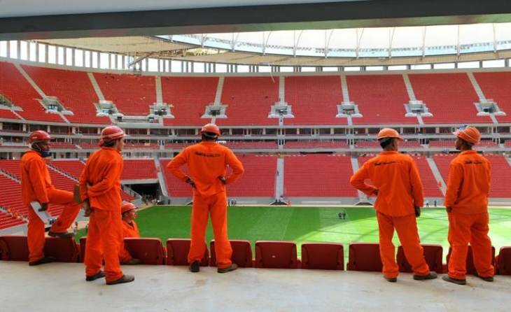 Sổ tay du lịch so tay du lich Sotaydulich Sotay Dulich Khampha Kham Pha Bui Estadio Nacional Mane Garrincha Sân vận động thân thiện