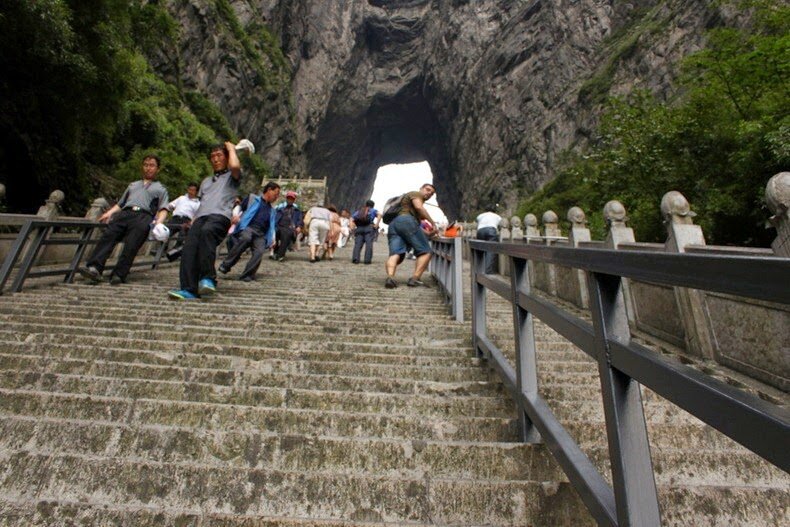 Sổ tay du lịch so tay du lich Sotaydulich Sotay Dulich Khampha Kham Pha Bui "Cổng Thiên Đường" ở Trương Gia Giới
