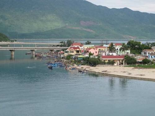 Sổ tay du lịch so tay du lich Sotaydulich Sotay Dulich Khampha Kham Pha Bui Vẻ đẹp Lăng Cô