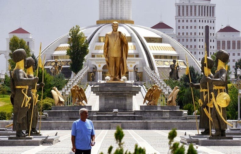 Sổ tay du lịch so tay du lich Sotaydulich Sotay Dulich Khampha Kham Pha Bui Ashgabat - Hào nhoáng thành phố đá cẩm thạch