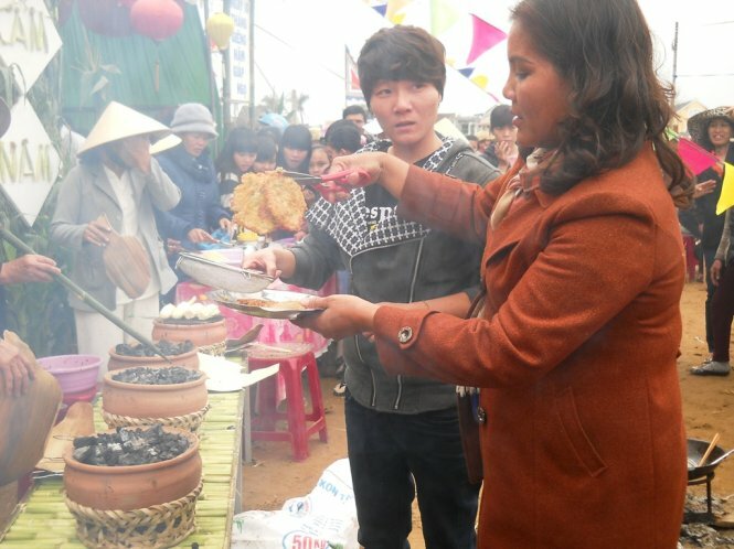 Sổ tay du lịch so tay du lich Sotaydulich Sotay Dulich Khampha Kham Pha Bui Chả bắp thơm chiều thu phố Hội