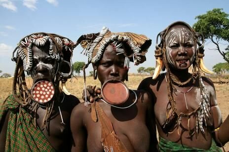 Sổ tay du lịch so tay du lich Sotaydulich Sotay Dulich Khampha Kham Pha Bui Đến Ethiopia chiêm ngưỡng “vẻ đẹp” của phụ nữ Mursi