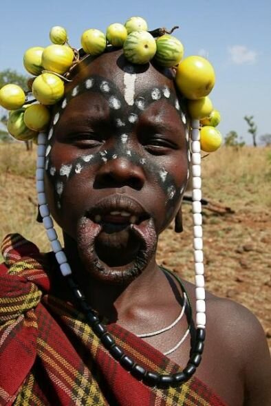 Sổ tay du lịch so tay du lich Sotaydulich Sotay Dulich Khampha Kham Pha Bui Đến Ethiopia chiêm ngưỡng “vẻ đẹp” của phụ nữ Mursi