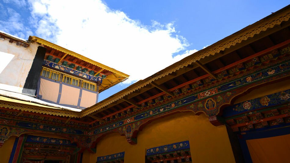 Sổ tay du lịch so tay du lich Sotaydulich Sotay Dulich Khampha Kham Pha Bui Tiến vào cung điện Norbulingka ở Lhasa, Tây Tạng