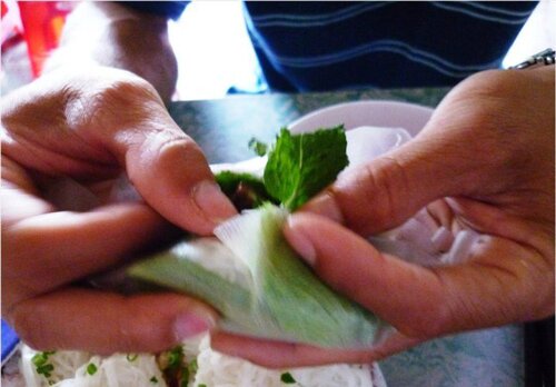 Sổ tay du lịch so tay du lich Sotaydulich Sotay Dulich Khampha Kham Pha Bui Bánh hỏi lòng heo Phan Thiết
