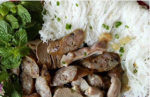 Sổ tay du lịch so tay du lich Sotaydulich Sotay Dulich Khampha Kham Pha Bui Bánh hỏi lòng heo Phan Thiết
