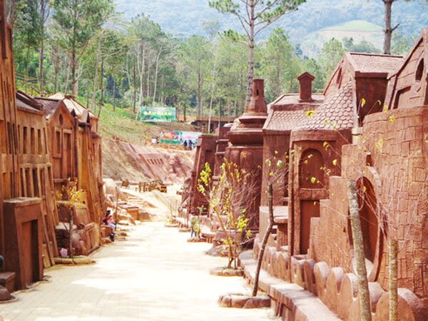 Sổ tay du lịch so tay du lich Sotaydulich Sotay Dulich Khampha Kham Pha Bui Khám phá Đà Lạt thu nhỏ trong đường hầm đất sét