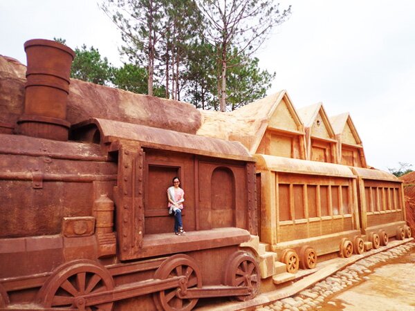 Sổ tay du lịch so tay du lich Sotaydulich Sotay Dulich Khampha Kham Pha Bui Khám phá Đà Lạt thu nhỏ trong đường hầm đất sét