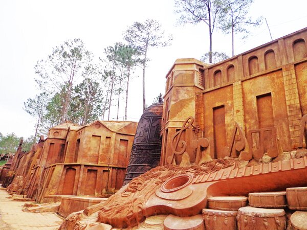 Sổ tay du lịch so tay du lich Sotaydulich Sotay Dulich Khampha Kham Pha Bui Khám phá Đà Lạt thu nhỏ trong đường hầm đất sét