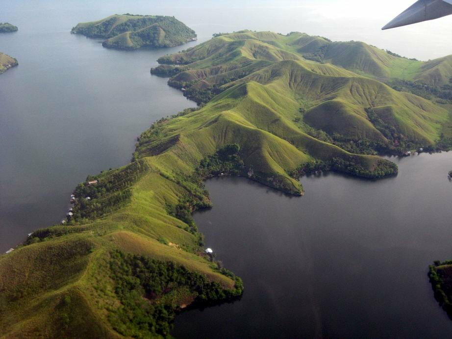 Sổ tay du lịch so tay du lich Sotaydulich Sotay Dulich Khampha Kham Pha Bui Thiên nhiên hoang dã hồ Sentani