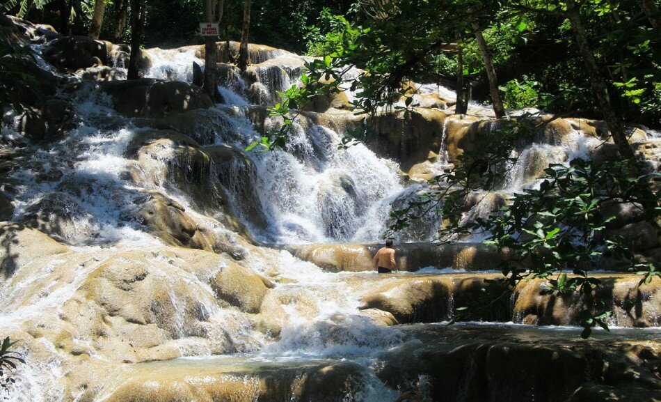 Sổ tay du lịch so tay du lich Sotaydulich Sotay Dulich Khampha Kham Pha Bui Dunn’s River Falls - Ngọn thác kỳ ảo ở Jamaica