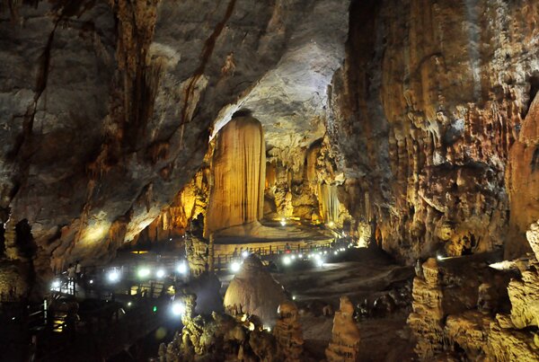 Sổ tay du lịch so tay du lich Sotaydulich Sotay Dulich Khampha Kham Pha Bui Cận cảnh vẻ đẹp huyền ảo hang động Phong Nha - Kẻ Bàng