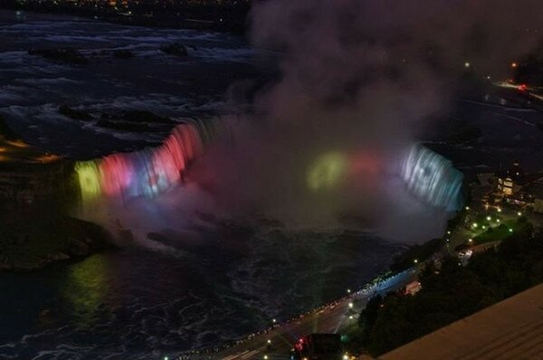 Sổ tay du lịch so tay du lich Sotaydulich Sotay Dulich Khampha Kham Pha Bui Lễ hội ánh sáng ở thác Niagara