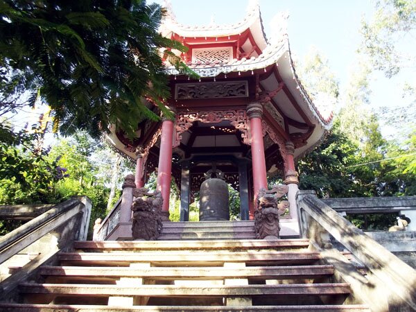 Sổ tay du lịch so tay du lich Sotaydulich Sotay Dulich Khampha Kham Pha Bui Viếng chùa Long Sơn nổi tiếng nhất Nha Trang