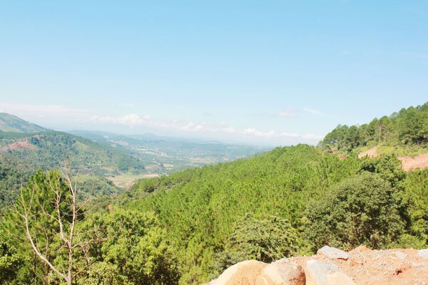 Sổ tay du lịch so tay du lich Sotaydulich Sotay Dulich Khampha Kham Pha Bui Rong ruổi Tà Nung tìm hương hoa cà phê