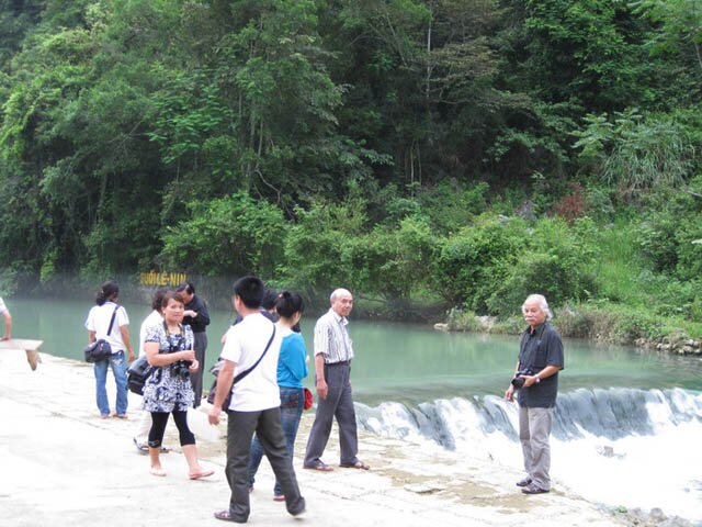 Sổ tay du lịch so tay du lich Sotaydulich Sotay Dulich Khampha Kham Pha Bui Về Pác Bó thăm nơi Bác Hồ đã từng sống