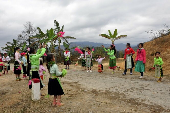Sổ tay du lịch so tay du lich Sotaydulich Sotay Dulich Khampha Kham Pha Bui Chơi xuân trên cao nguyên đá Đồng Văn