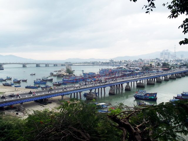 Sổ tay du lịch so tay du lich Sotaydulich Sotay Dulich Khampha Kham Pha Bui Ngắm vẻ cổ kính của tháp Ponagar ở Nha Trang