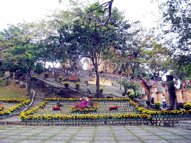 Sổ tay du lịch so tay du lich Sotaydulich Sotay Dulich Khampha Kham Pha Bui Ngắm vẻ cổ kính của tháp Ponagar ở Nha Trang