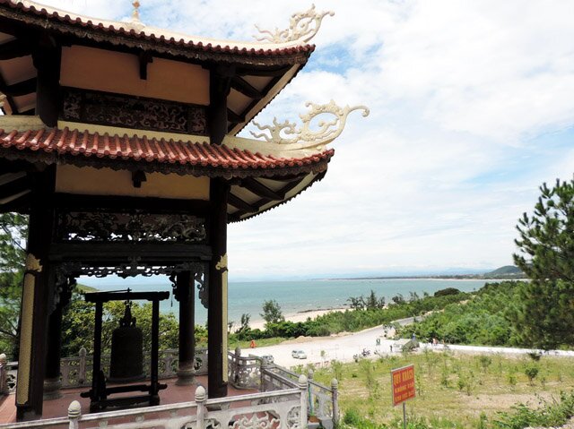 Sổ tay du lịch so tay du lich Sotaydulich Sotay Dulich Khampha Kham Pha Bui Về Vũng Chùa viếng mộ Đại tướng Võ Nguyên Giáp