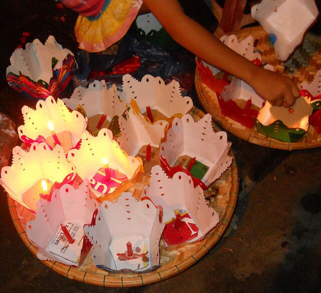 Sổ tay du lịch so tay du lich Sotaydulich Sotay Dulich Khampha Kham Pha Bui Lãng mạn đèn lồng phố cổ Hội An
