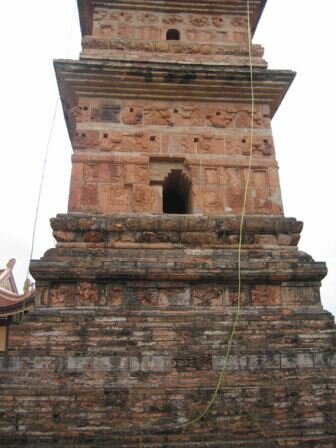 Sotaydulich Sotay Dulich Khampha Kham Pha Bui Thap Binh Son Di san kien truc doc dao