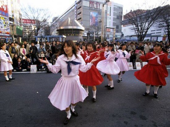 Sotaydulich Sotay Dulich Khampha Kham Pha Bui Tokyo truyen thong va hien dai