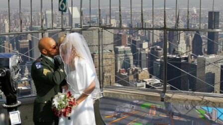 Sotaydulich Sotay Dulich Khampha Kham Pha Bui Le cuoi vao ngay Valentine o Empire State