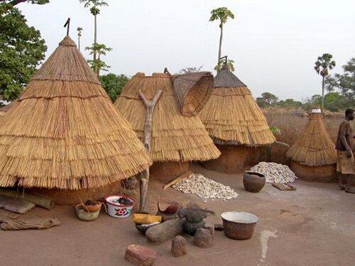  Sotaydulich Sổ tay du lịch so tay du lich Sotay Dulich Khampha Kham Pha Bui Nhung ngoi nha hinh nam cua nguoi Tay Phi