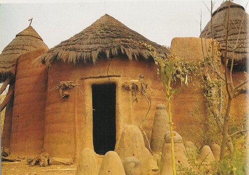  Sotaydulich Sổ tay du lịch so tay du lich Sotay Dulich Khampha Kham Pha Bui Nhung ngoi nha hinh nam cua nguoi Tay Phi