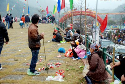 Sotaydulich Sổ tay du lịch so tay du lich Sotay Dulich Khampha Kham Pha Bui Yen Tu goc nhi du khach