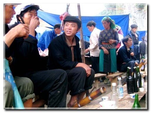  Sổ tay du lịch so tay du lich Sotaydulich Sotay Dulich Khampha Kham Pha Bui Shopping tren cao nguyen da Dong Van