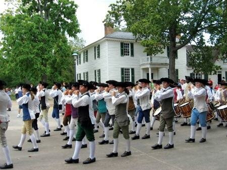 Sổ tay du lịch so tay du lich Sotaydulich Sotay Dulich Khampha Kham Pha Bui Co kinh Williamsburg