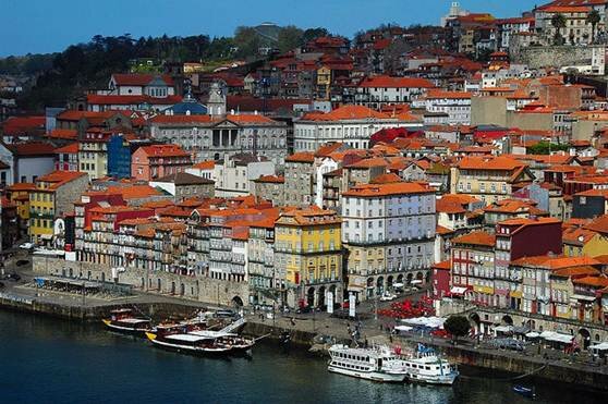Sổ tay du lịch so tay du lich Sotaydulich Sotay Dulich Khampha Kham Pha Bui Porto Net truyen thong trong mot chau Au hien dai
