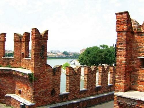 Sổ tay du lịch so tay du lich Sotaydulich Sotay Dulich Khampha Kham Pha Bui Verona yen binh va duyen dang