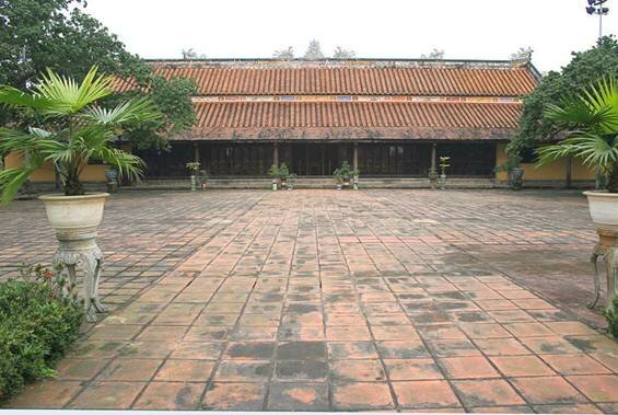  Sổ tay du lịch so tay du lich Sotaydulich Sotay Dulich Khampha Kham Pha Bui Ve voi Hue thuong Hoang cung mot thuo vang son Cung Dien Tho Cung Truong Sanh