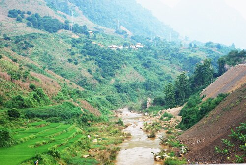 Sổ tay du lịch so tay du lich Sotaydulich Sotay Dulich Khampha Kham Pha Bui Den Son La tham nha tu To Hieu
