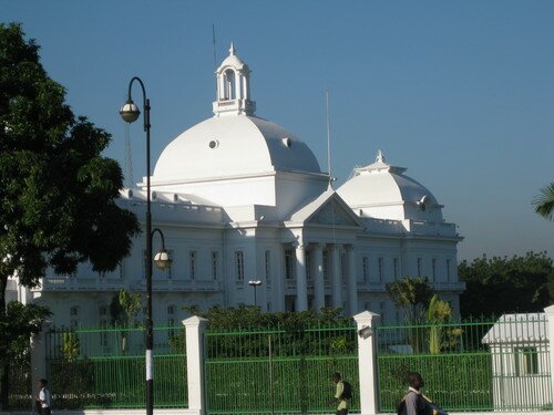  Sổ tay du lịch so tay du lich Sotaydulich Sotay Dulich Khampha Kham Pha Bui Phu tong thong Haiti va mot nam nhin lai